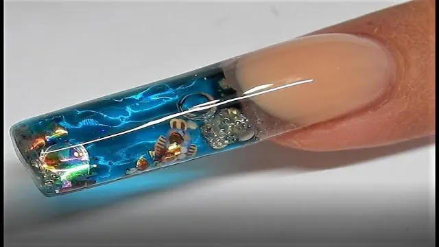 how to get aquarium nails