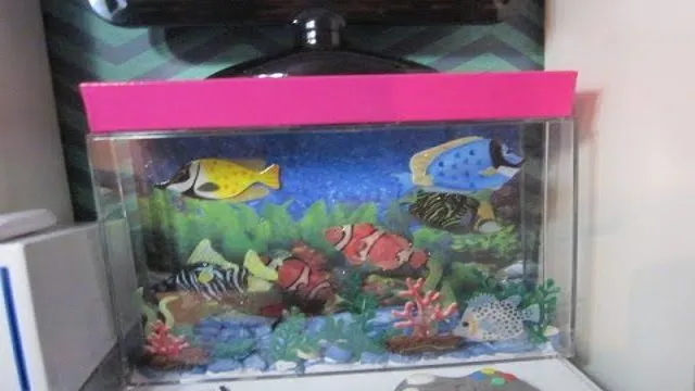 how to make a dollhouse aquarium
