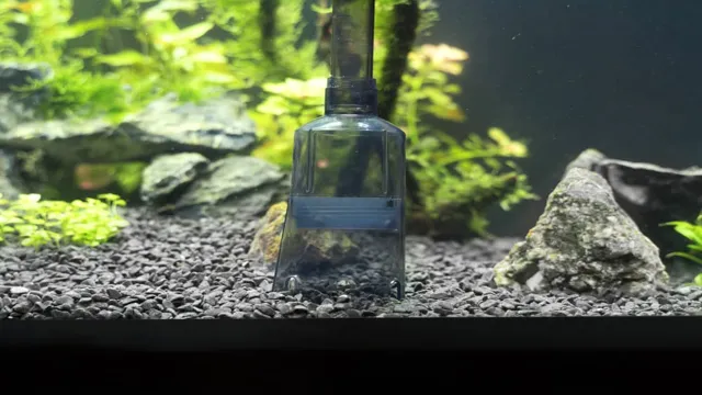 how to make a vacuum for an aquarium