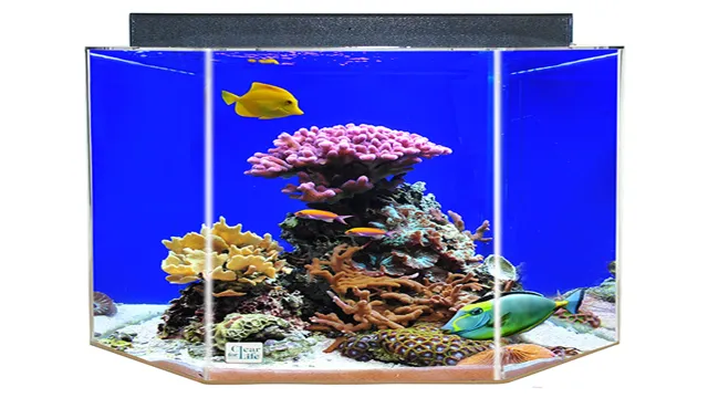 how thick is the acryloc on seaclear aquariums