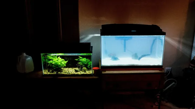 how to clean cloudy acrylic aquarium